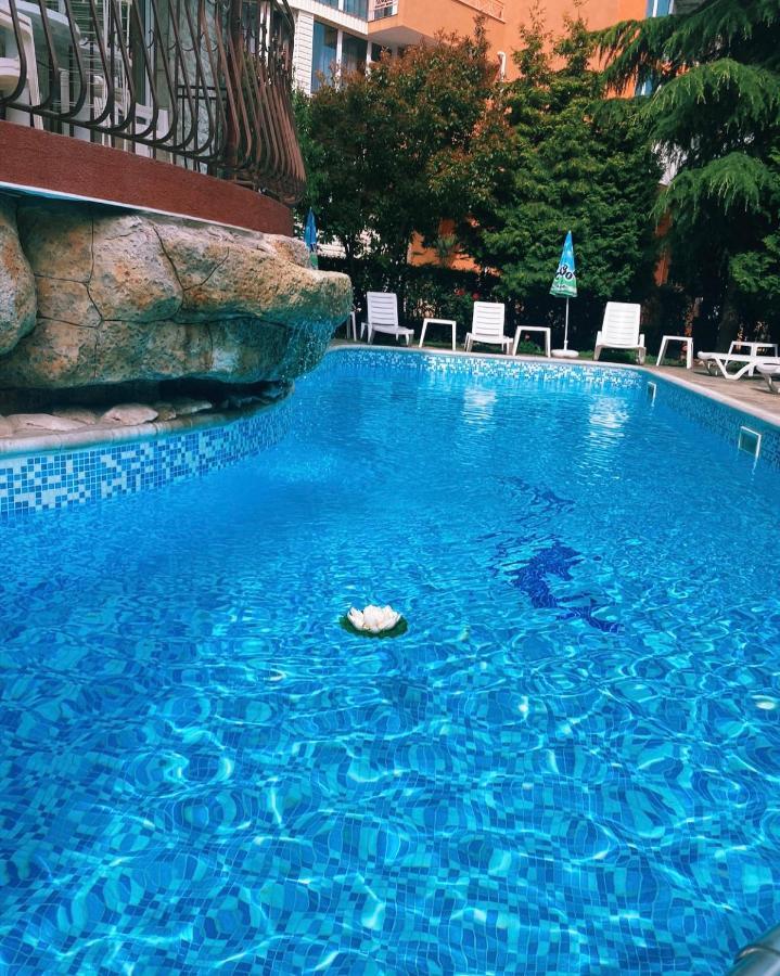 Hotel Dolphin Ravda Exterior photo